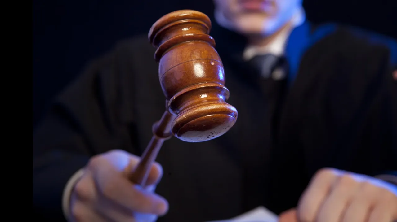 judge.jpg