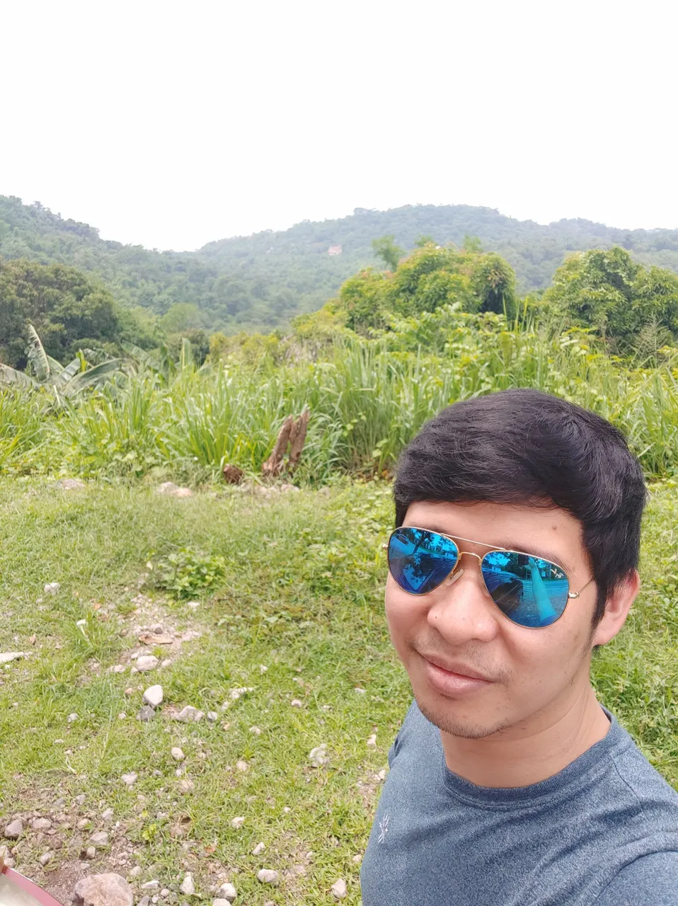 SELFIE FIRST BEFORE WE BEGIN THE SNAKE ROAD!