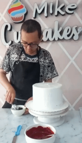 f2583079-d7f3-469a-ac1f-1c52bfd70d21.gif
