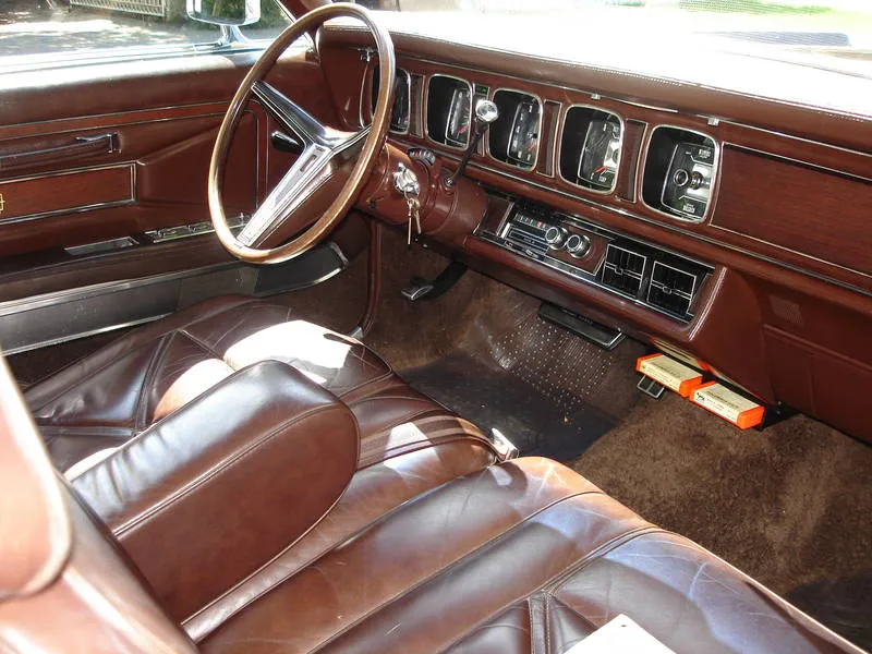 1971_Continental_Mark_III_(3)_(5375383787).jpg