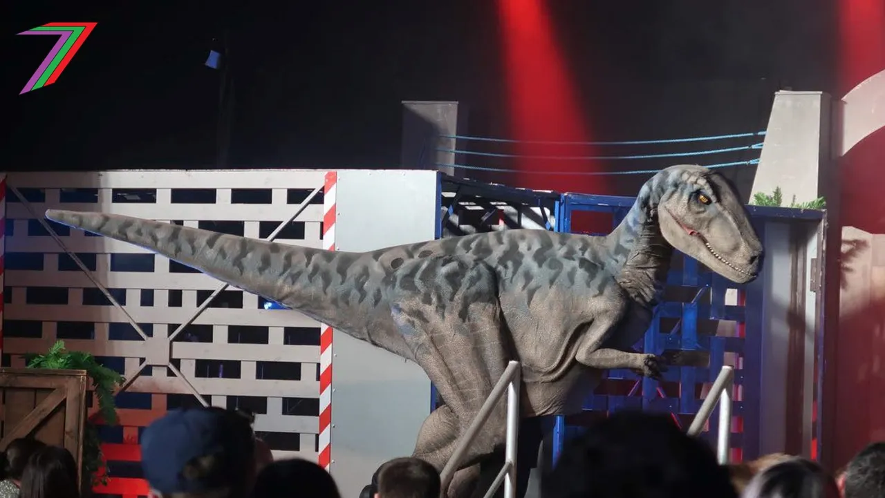 Year_Shows_Jurassic_8.jpg