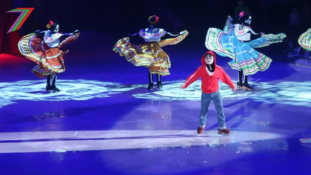 Year_Shows_CoCo_2.jpg