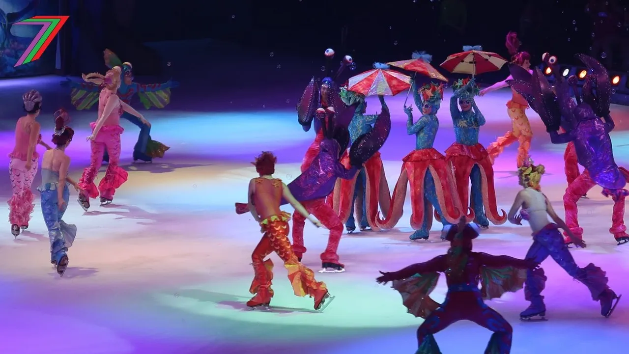 Year_Shows_Disney_Mermaid_13.jpg