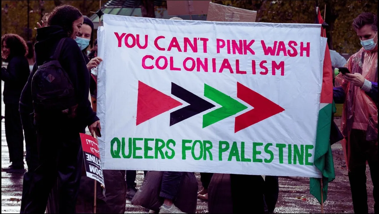 Global_Collapse_3_Queers_Palestine.jpg