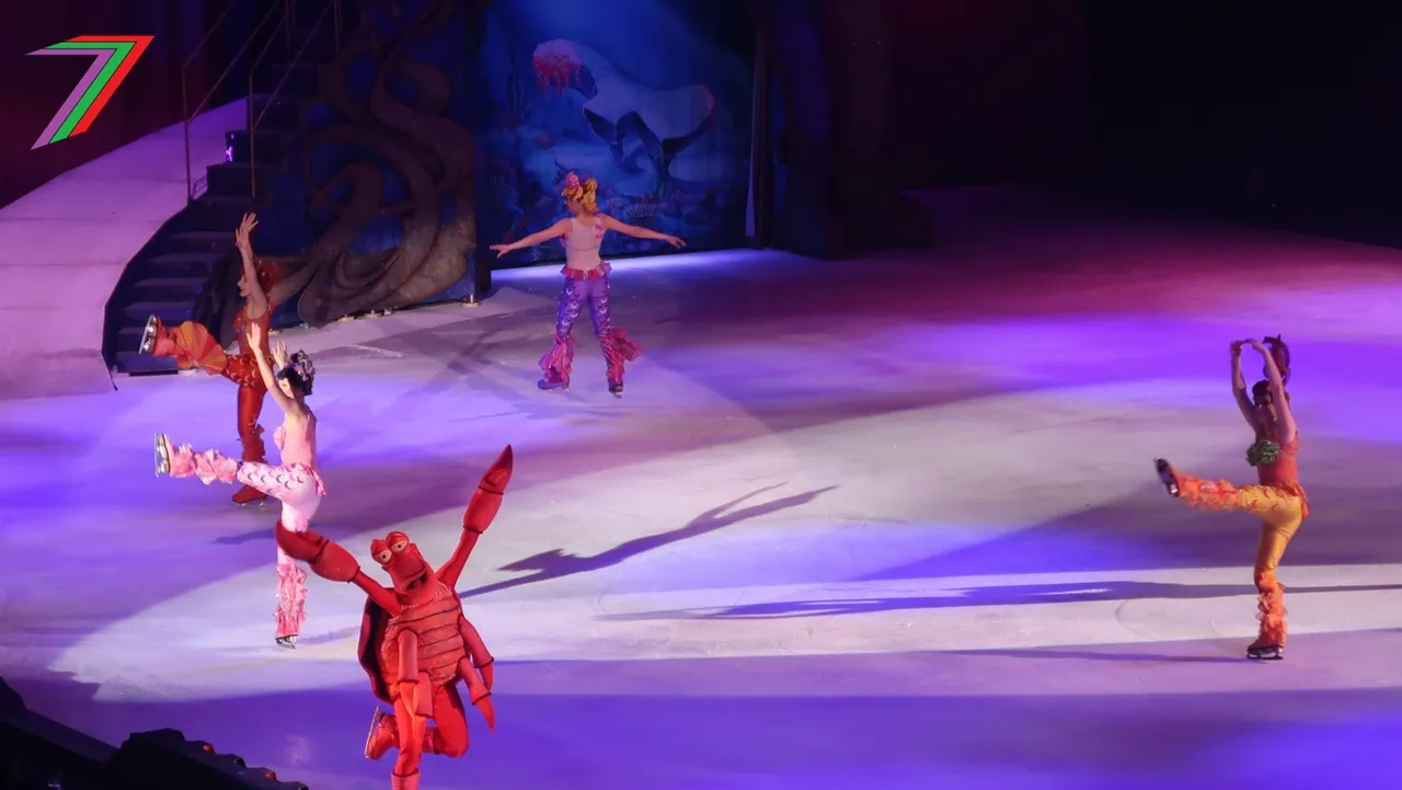 Year_Shows_Disney_Mermaid_7.jpg