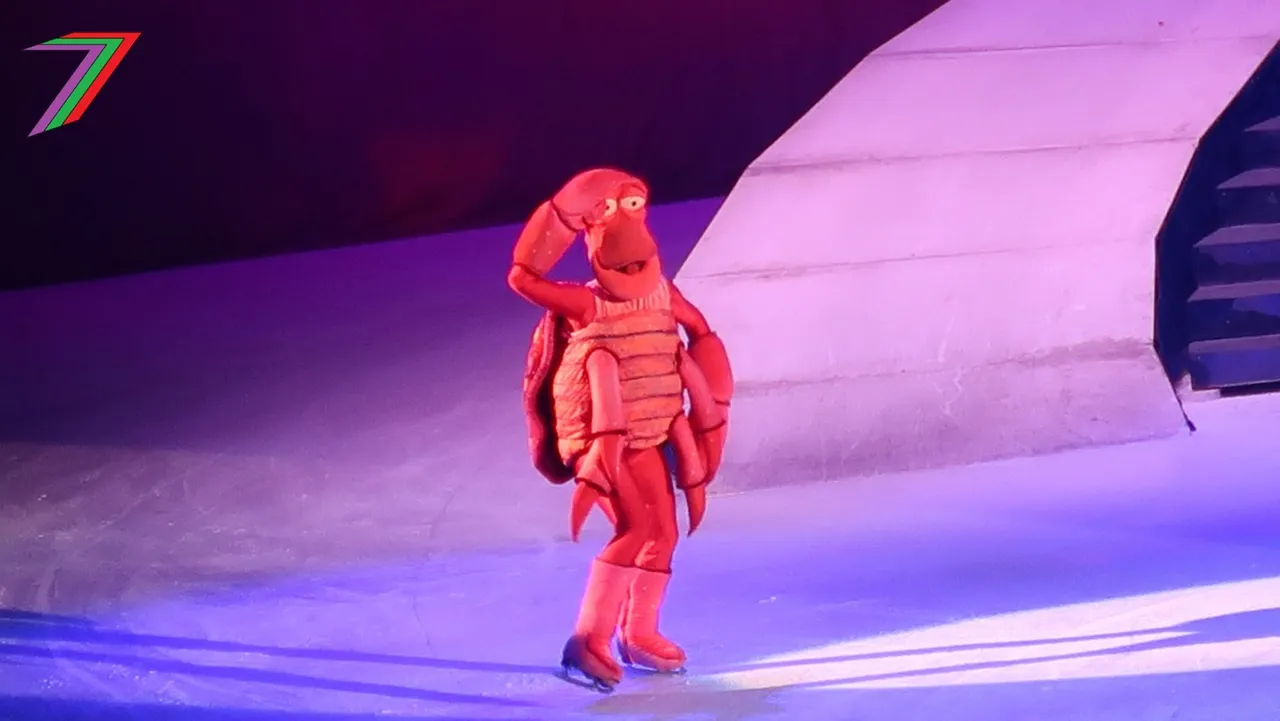 Year_Shows_Disney_Mermaid_5.jpg