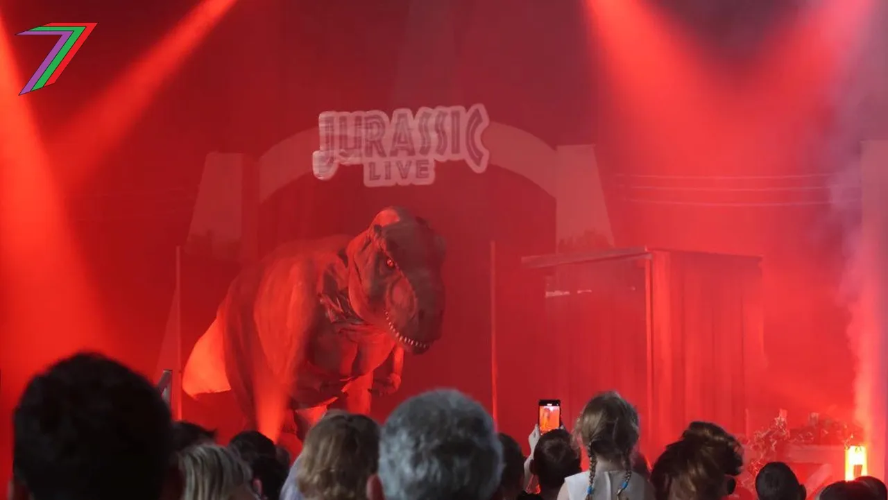Year_Shows_Jurassic_9.jpg