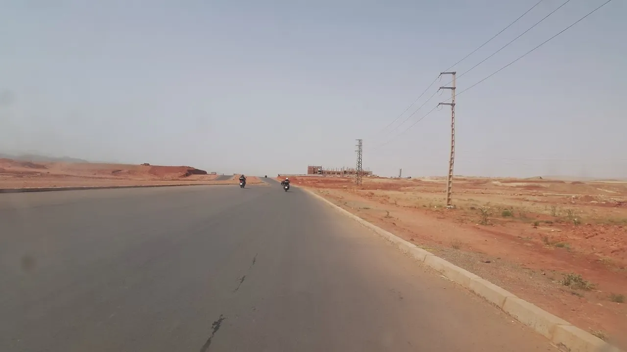 This could host 4 lanes on each direction!