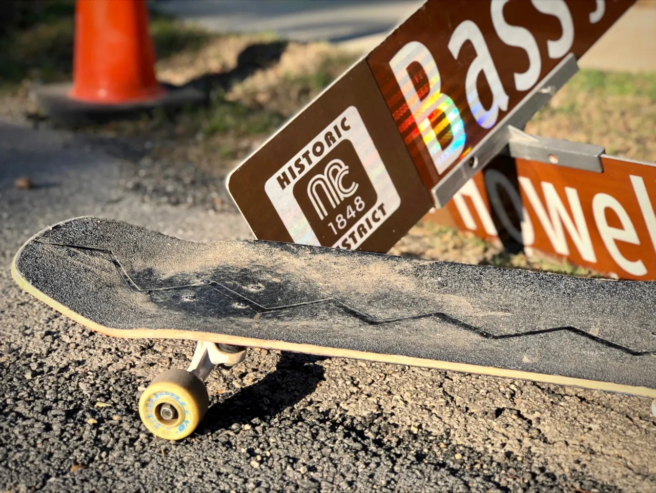 basshowellboard1.jpeg
