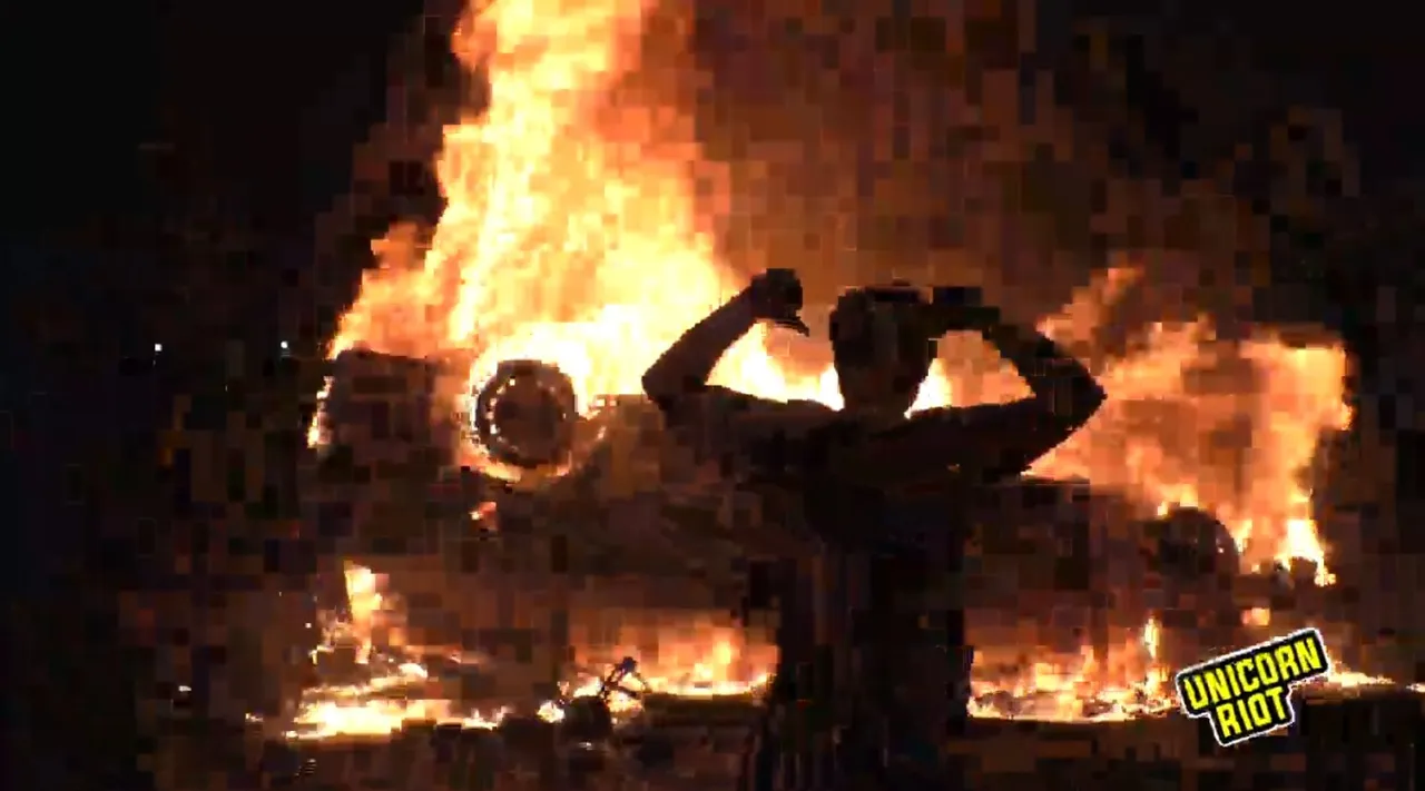 car fire  unicorn riot.jpg