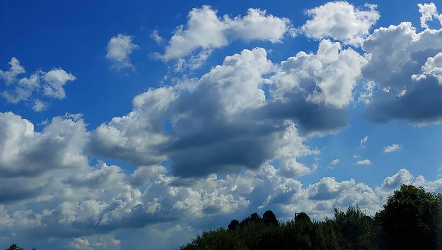 clouds5a.jpg