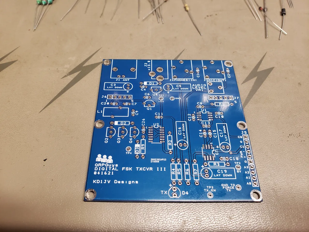 0-pcb-top.jpg