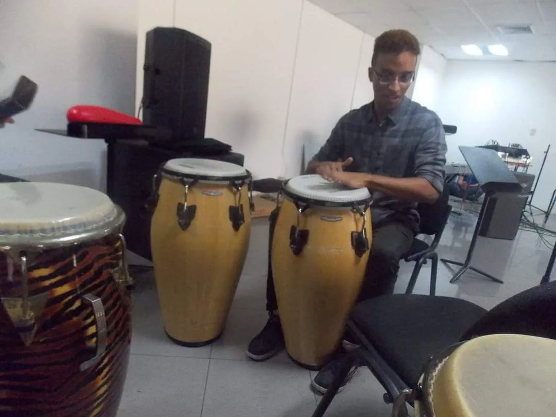 conga 2.jpg