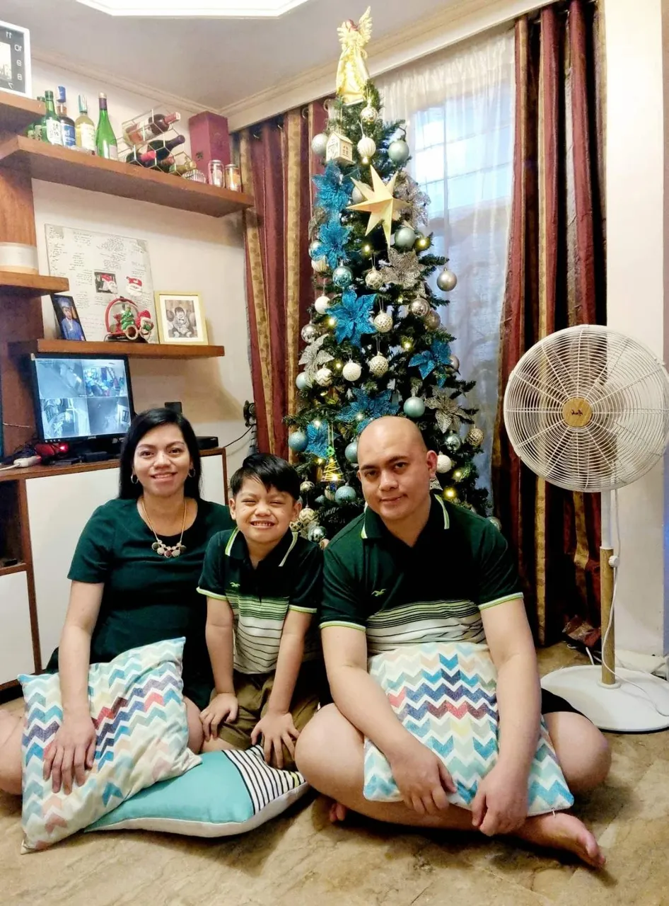 christmas.jpg