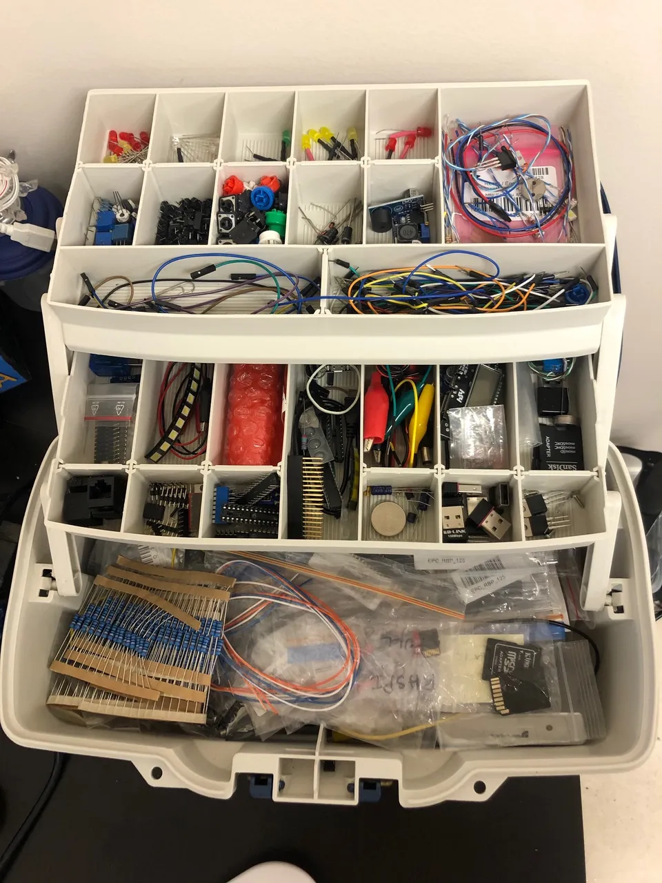 Toolbox01.jpg
