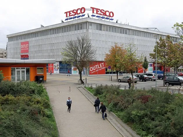 tesco-obchodni-dum-americka-sirkova-130920_denik-630.jpg