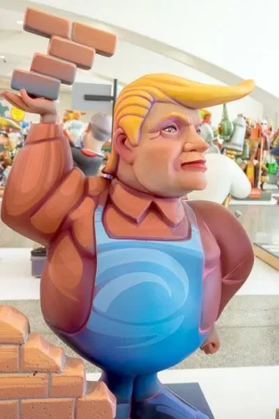 10 Donald Trump Fallas DSC08007.jpg