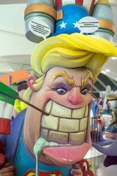 11 Donald Trump Fallas DSC08000.jpg