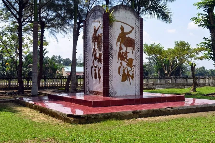 Tugu.jpg