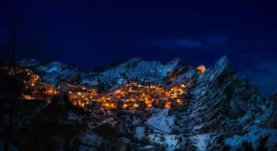 castelmezzano-1979546_1280.jpg