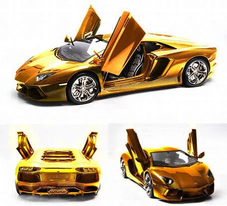 goldcar1.jpg