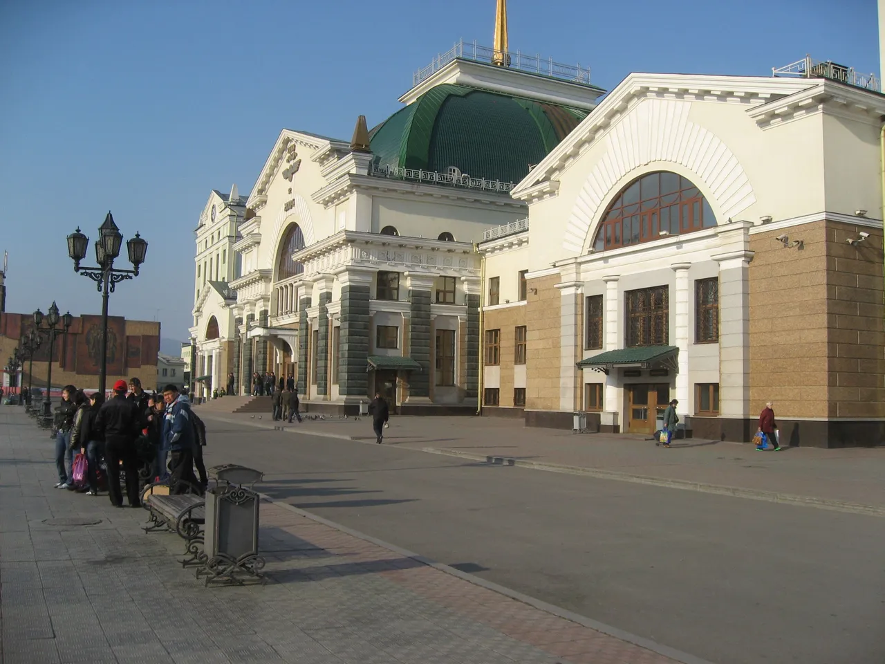 main_image
