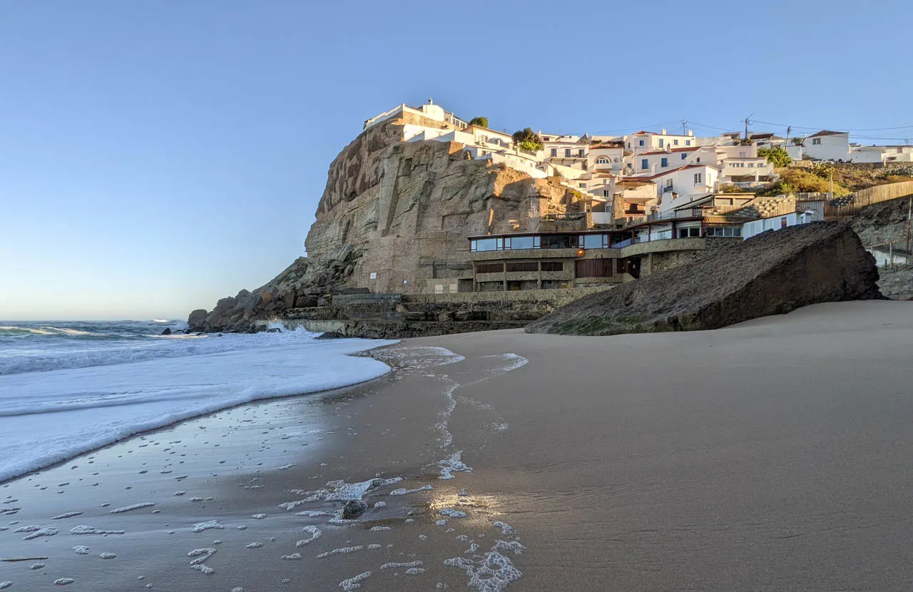 Azenhas do Mar Beach