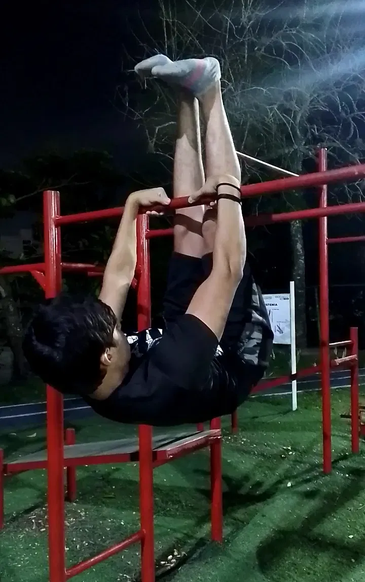 7sqe1S14PBGfewoD_Screenshot_20250415-231041.webp