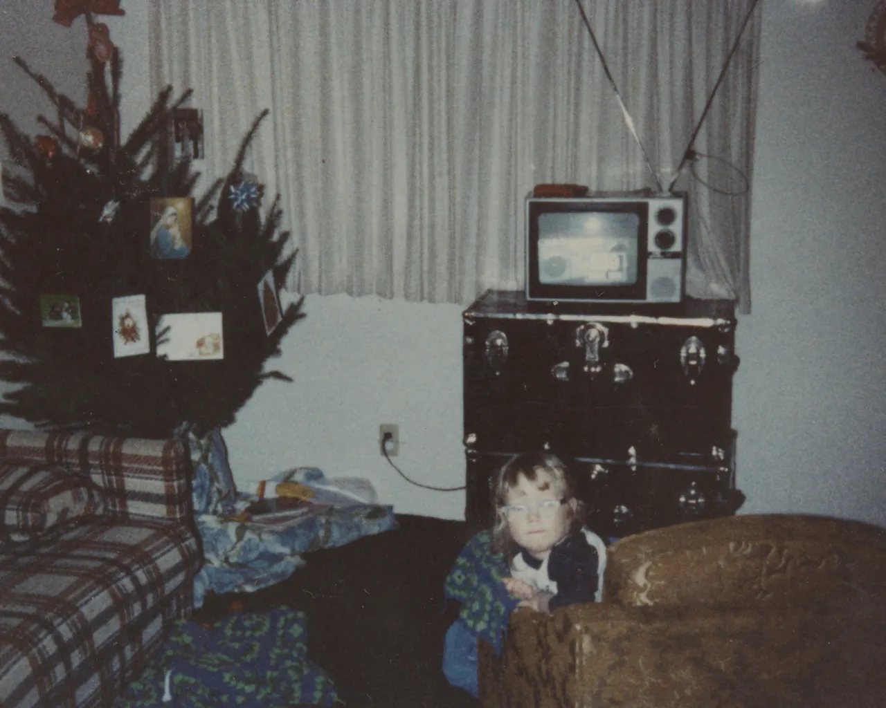 1982 or 1983 Katie Christmas Tree TV Couch.png