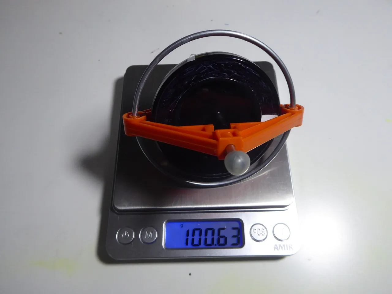 Toy Gyroscope with Rubber on Stem 100.63 g.JPG