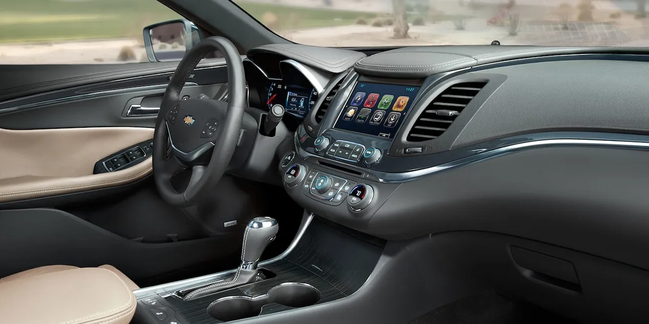 2018-impala-full-size-sedan-interior-gallery-05.jpg