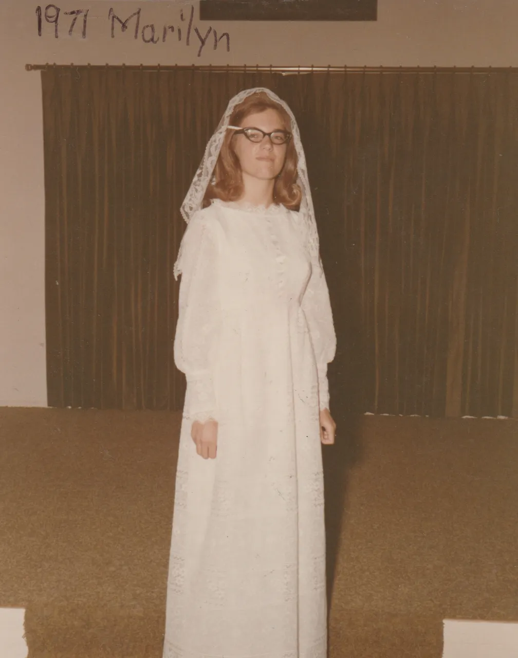 1971 - Marilyn Married Ron Hunter - Her Dress.jpg