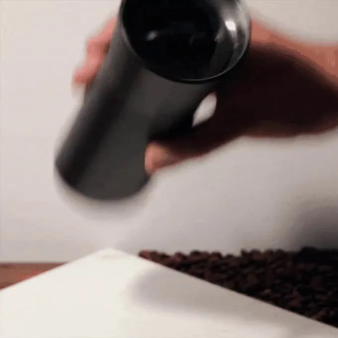 14f7fa4189c36b8df98930935edb8eee_original.mp4