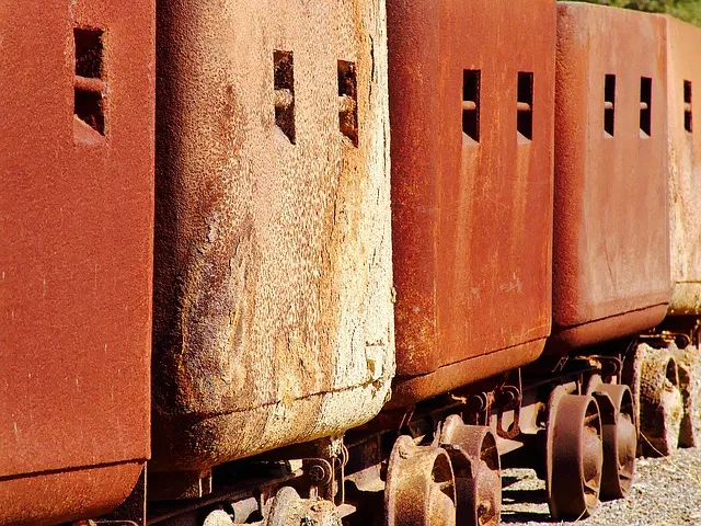 old-1075607_640.jpg