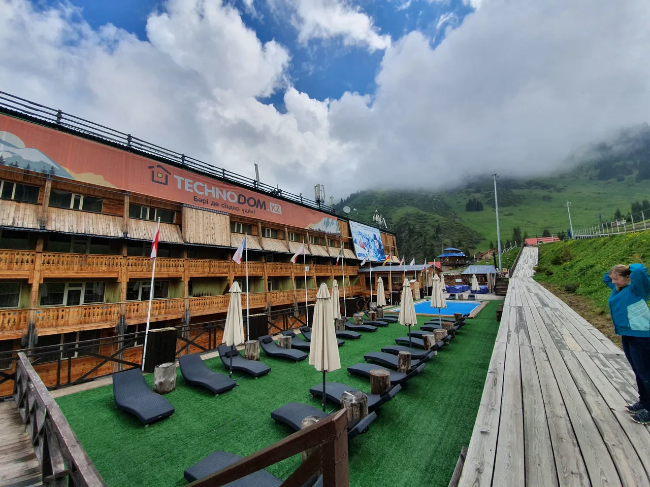 hotel shymbul.jpg