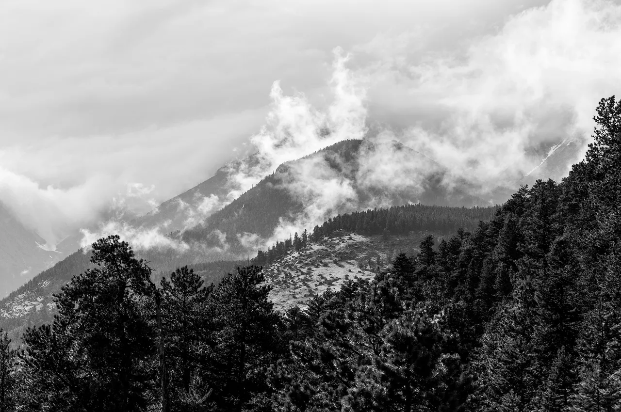 steammountainbw.jpg
