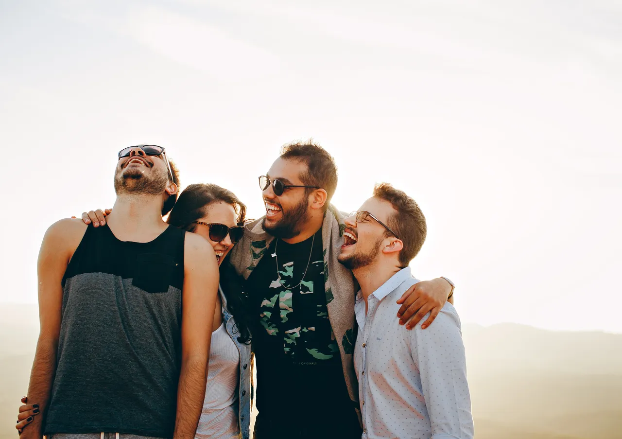 beardbondingcommunity708440.jpg