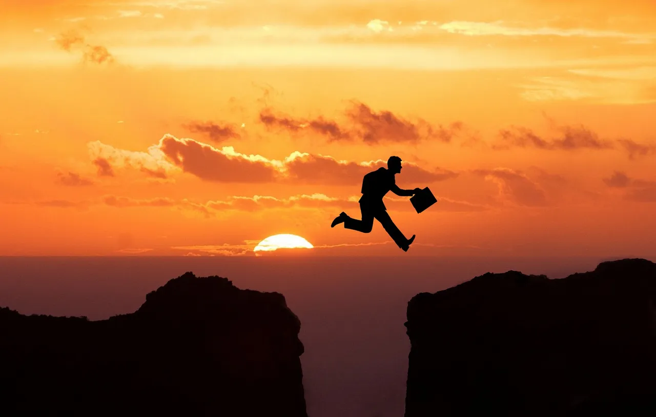 jump-gd8fd39ae4_1920.jpg