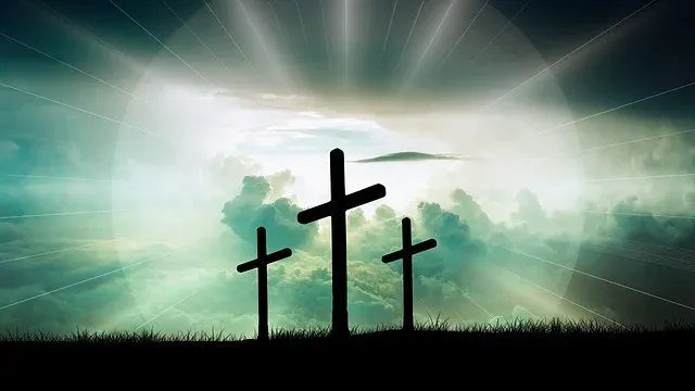 crosses-2713356_640.webp