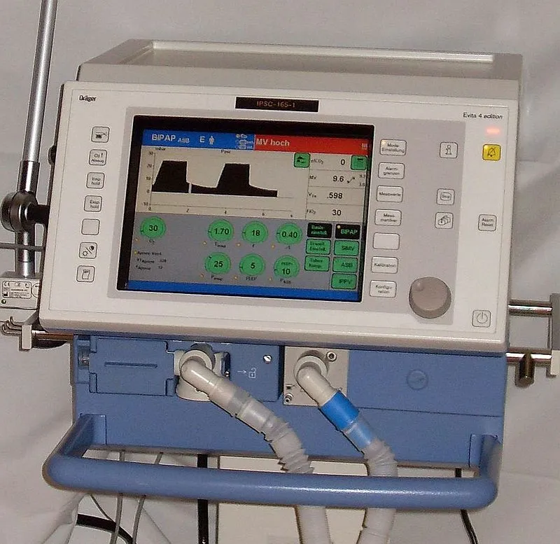 800px-Respirator_icu.jpg