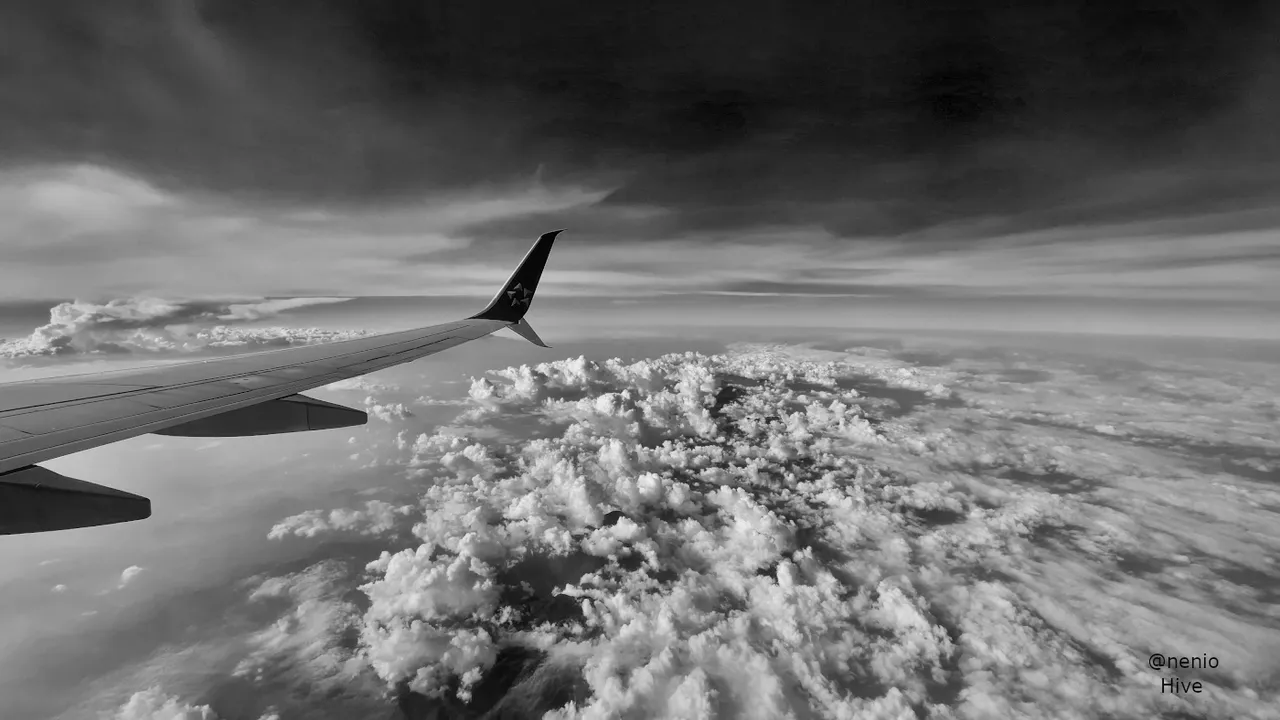 flying-clouds-020-bw.jpg