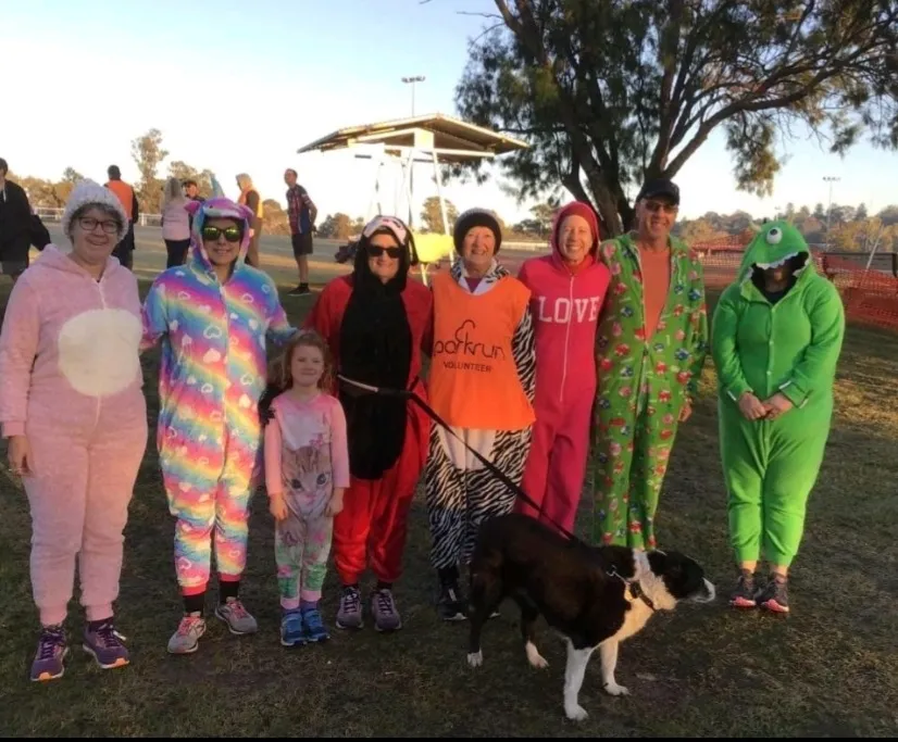 A small but welcoming local group with a few visiting tourists. (Photo credit to the parkrun volunteer photographer)