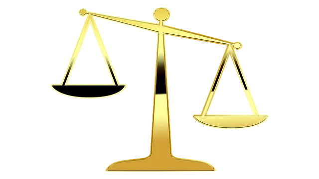 justice-2071621_640.png