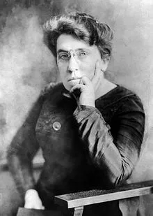 Emma_Goldman_seated.jpg