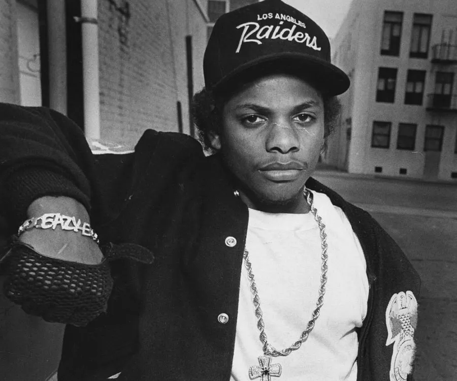 1485183782_eazy-e-4.jpg