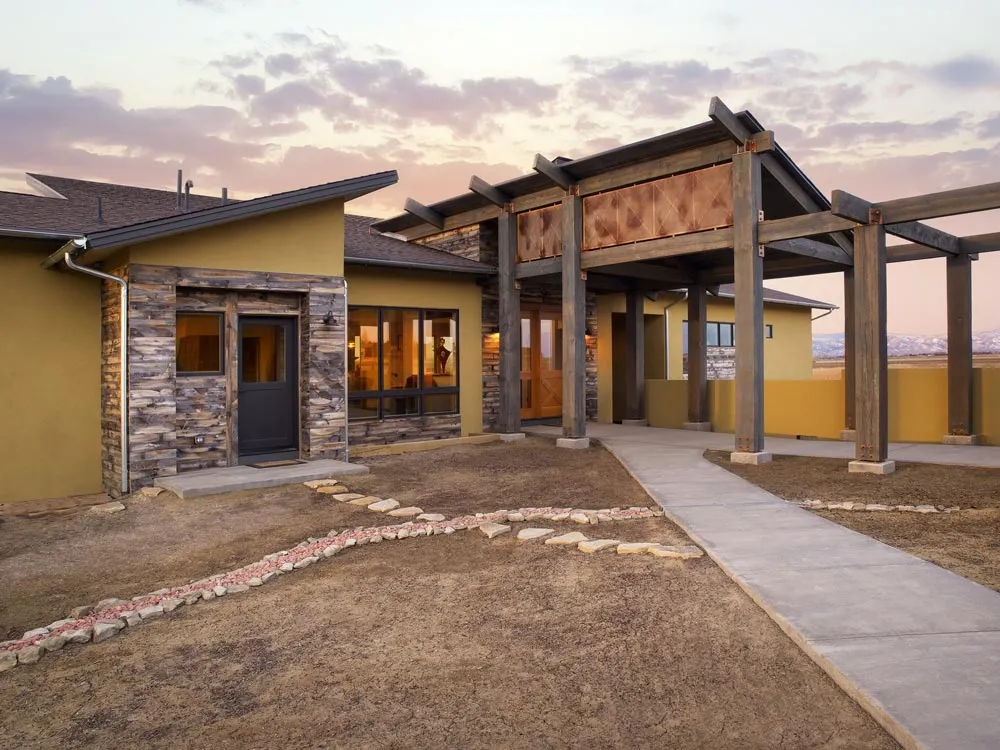 Modern-Adobe-Home-4.jpg
