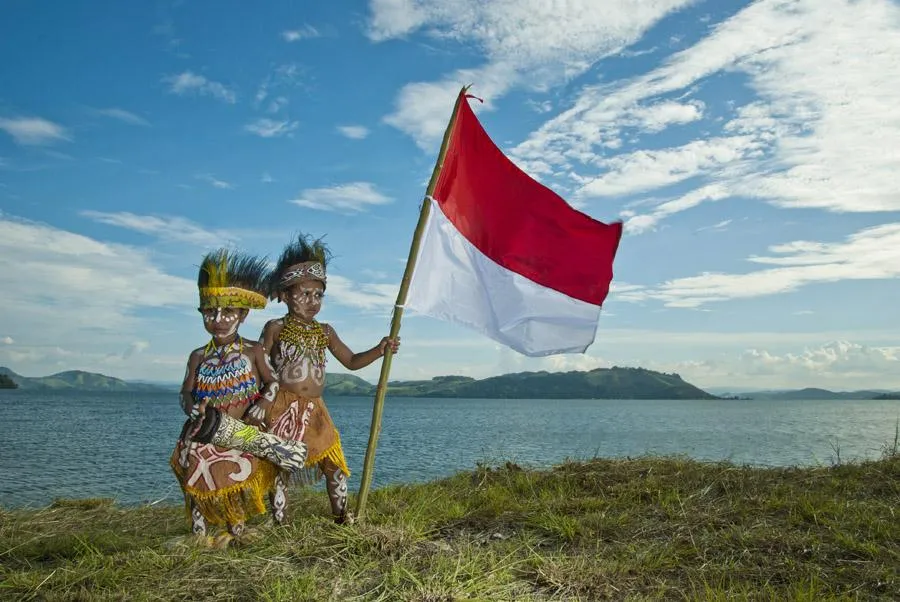 13-29-29-Anak-Papua.jpg