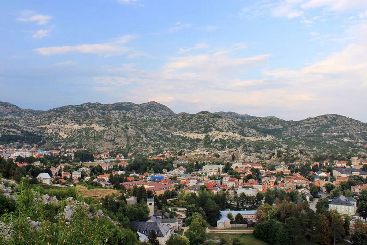 Widok_na_Cetinje_01.jpg