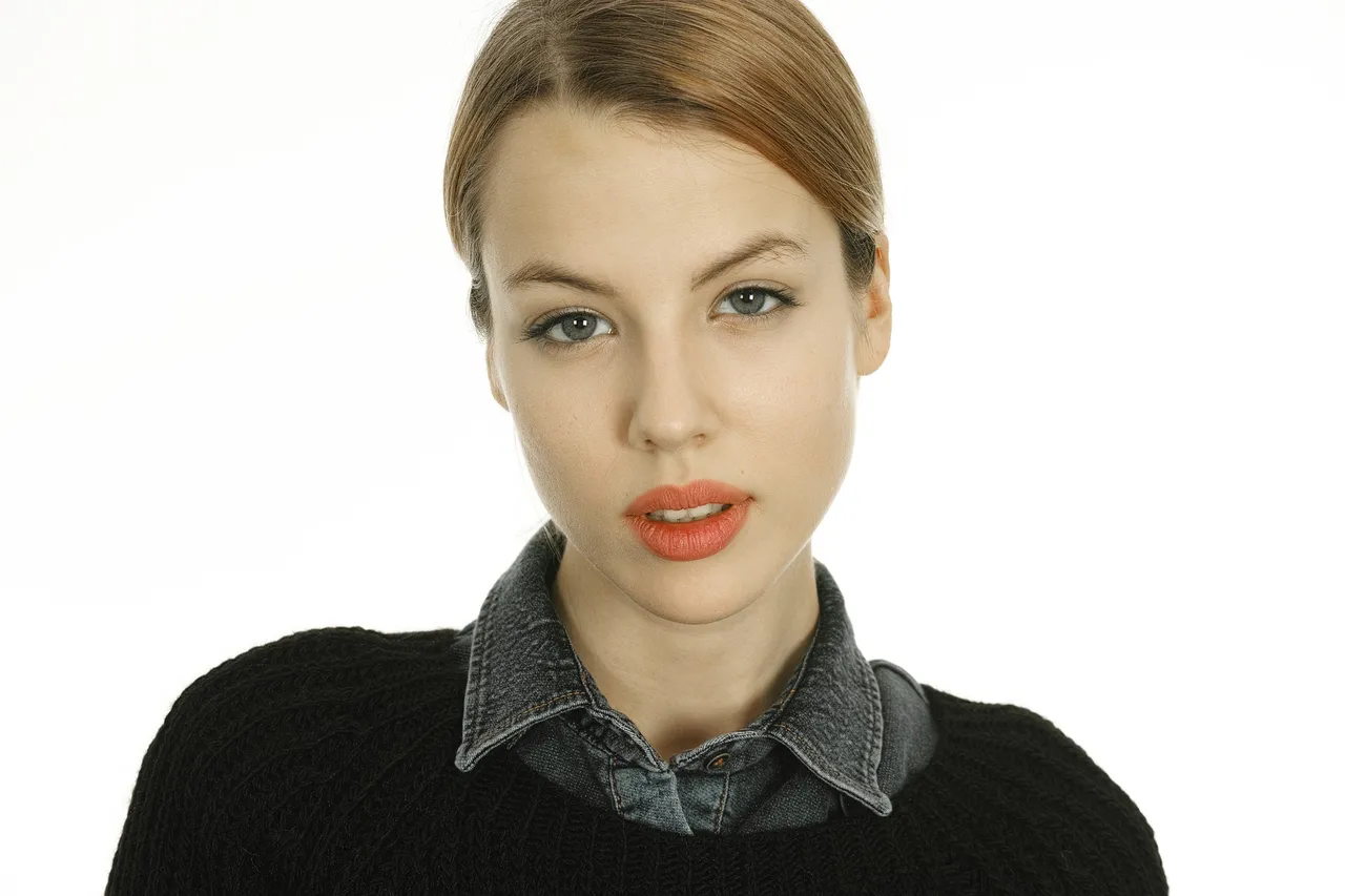 womens-2437244_1920.jpg