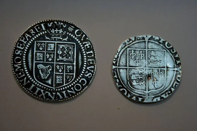 Clipped_shilling